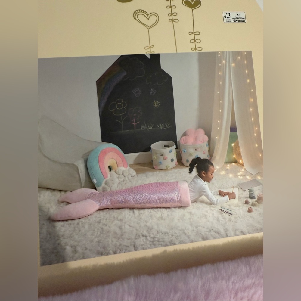 Girls Pink Sequin Mermaid Tail Blanket/ New/ no offers